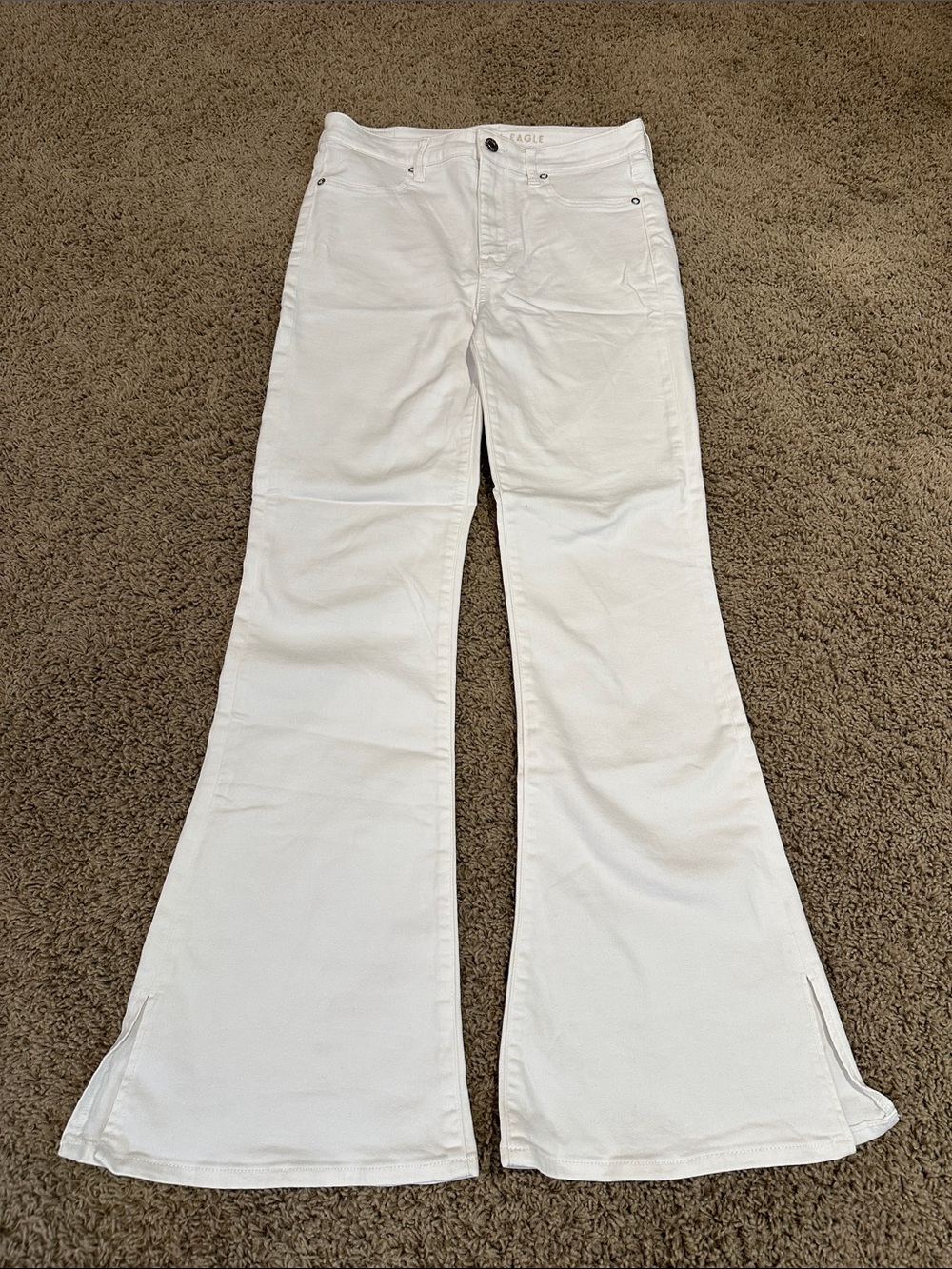 American Eagle Super High Rise Flare White Boot Cut Flare Jeans Sz 8
